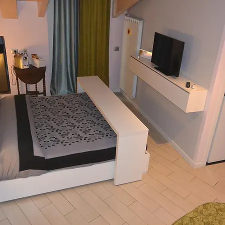 Bed & Breakfast Storico 2*