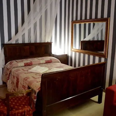 ベッド・アンド・ブレックファスト Storico 2*