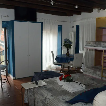 ベッド・アンド・ブレックファスト Storico コモ